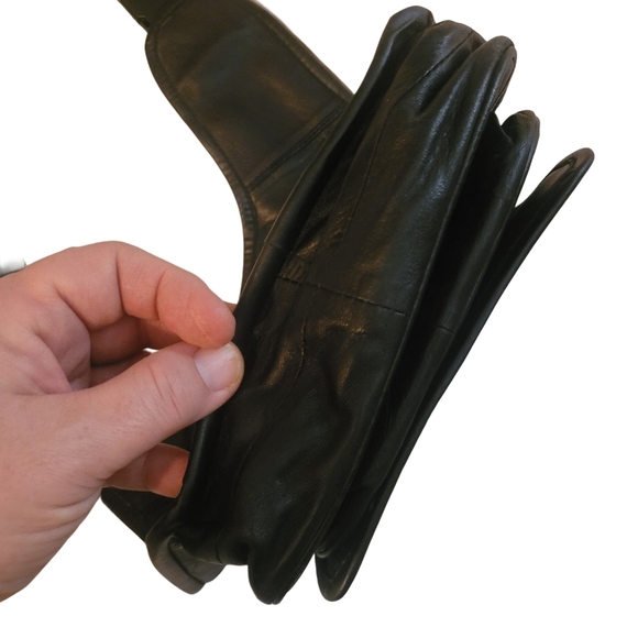 Black Soft Leather Crossbody Bag - Picture 4 of 7